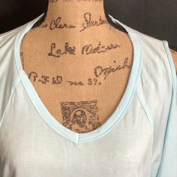 Top - Picture 3 of 7